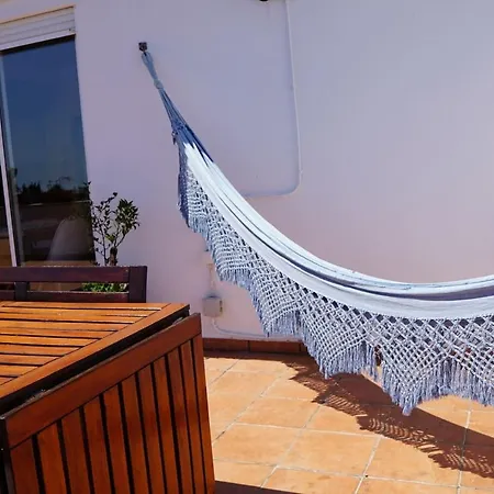 Luze Beach House *